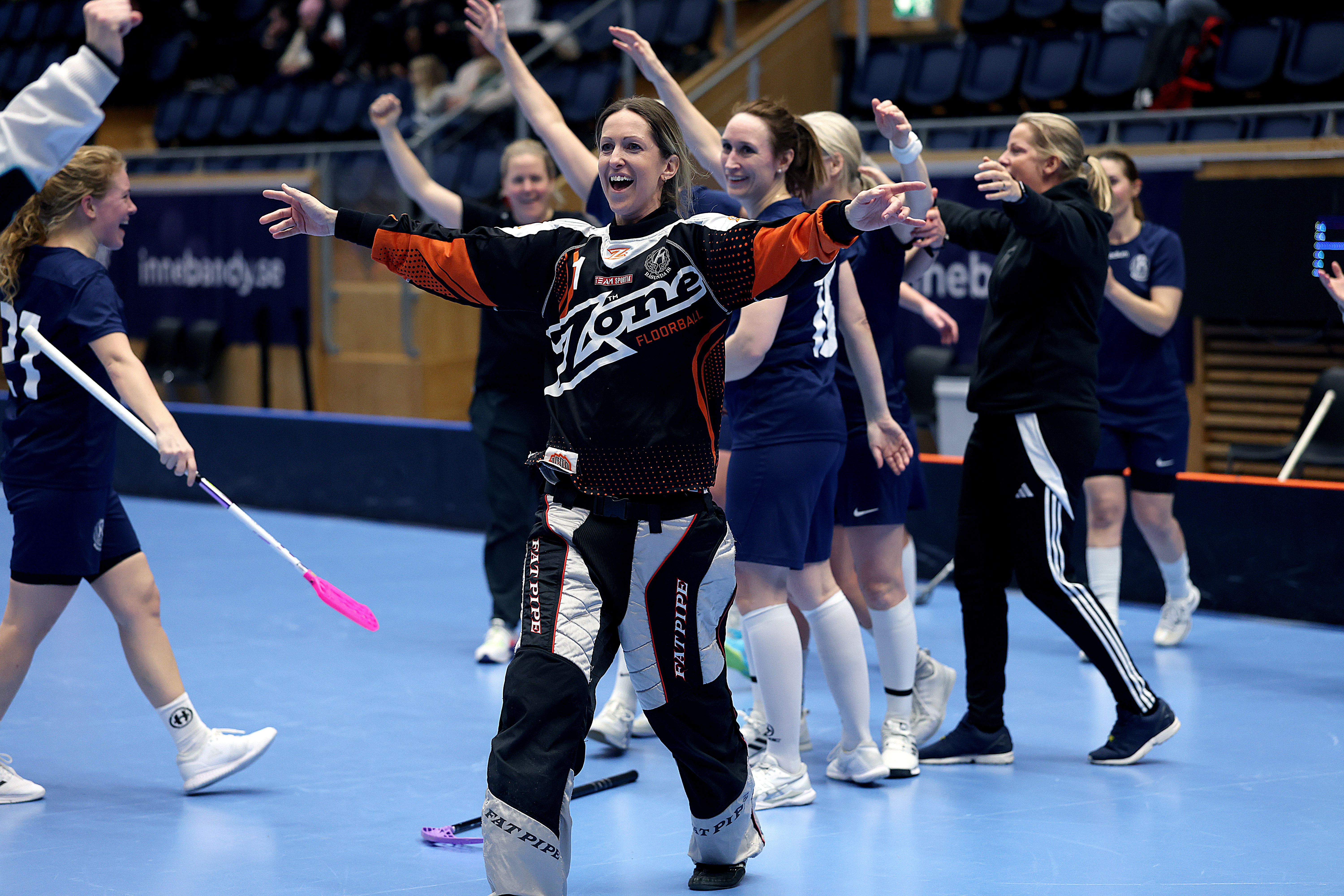 54383362897 Dcdf1d3018 O