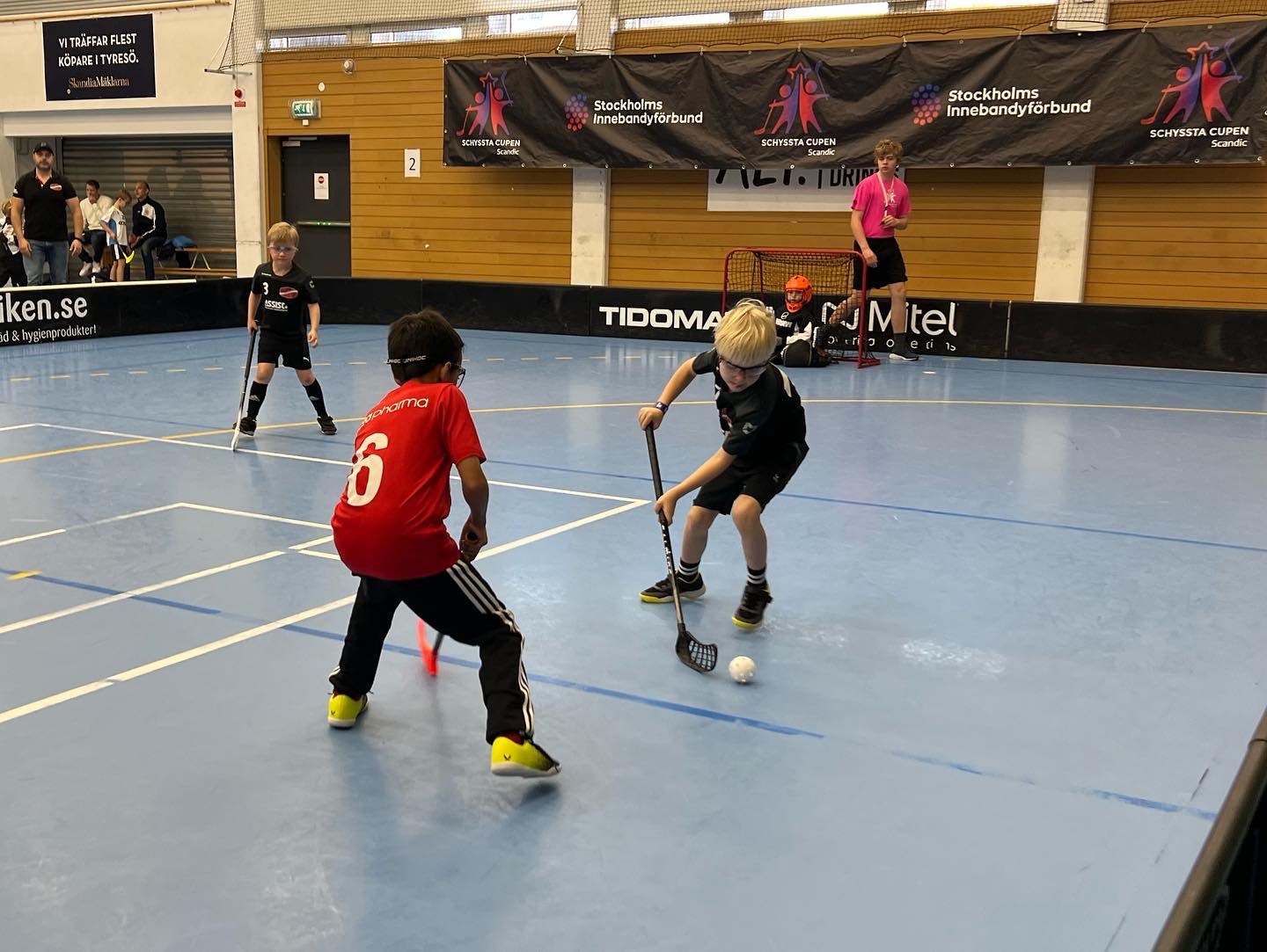 Fc4a0127 259B 4Fc6 8009 14E74a4910b2